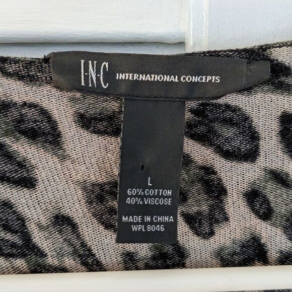 INC International Concepts Sweater Women's sz L Leopard Print Ruffle Gold Glam - Picture 2 of 8